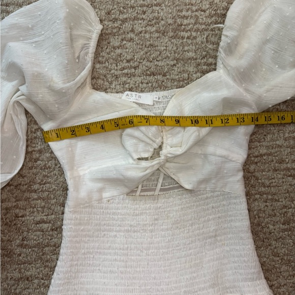 ASTR THE LABEL WHITE MARIETTA CINCHED BUST CUTOUT MINI DRESS Small. C18 - Picture 14 of 16